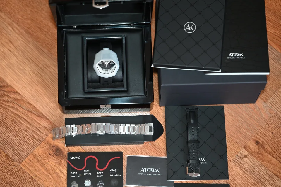 Atowak Cobra miniatura