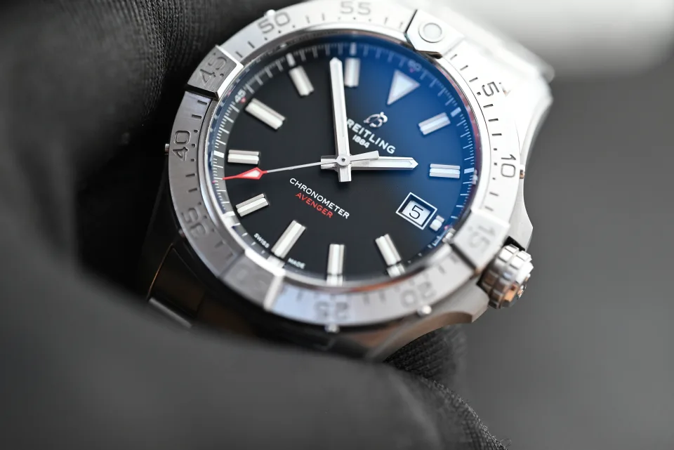 Breitling Avenger 42 mm