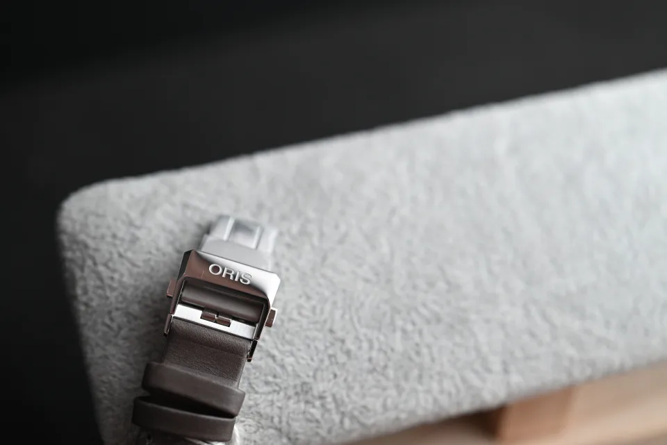 Oris Artelier Date 38 MM