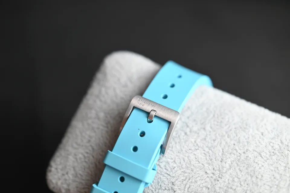 Christopher Ward c60 Trident pro 300 miniatura