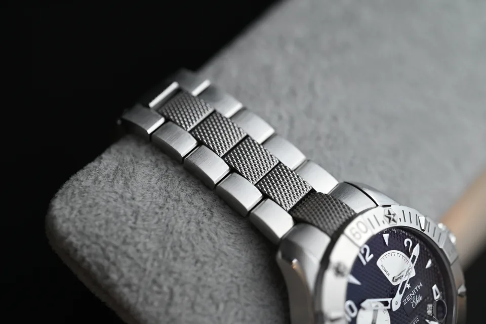 Zenith Defy Classic Power Reserve