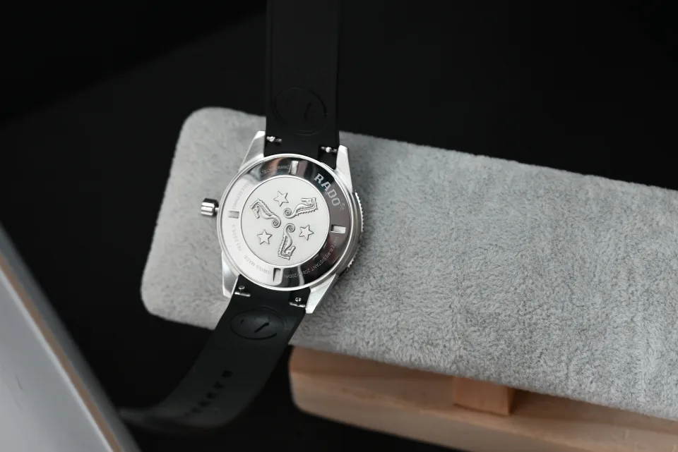 Rado HyperChrome Captain Cook 42 mm miniatura